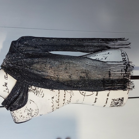 Silver & Black shimmer Metallic scarf with Fringe LARGE - Picture 1 of 6